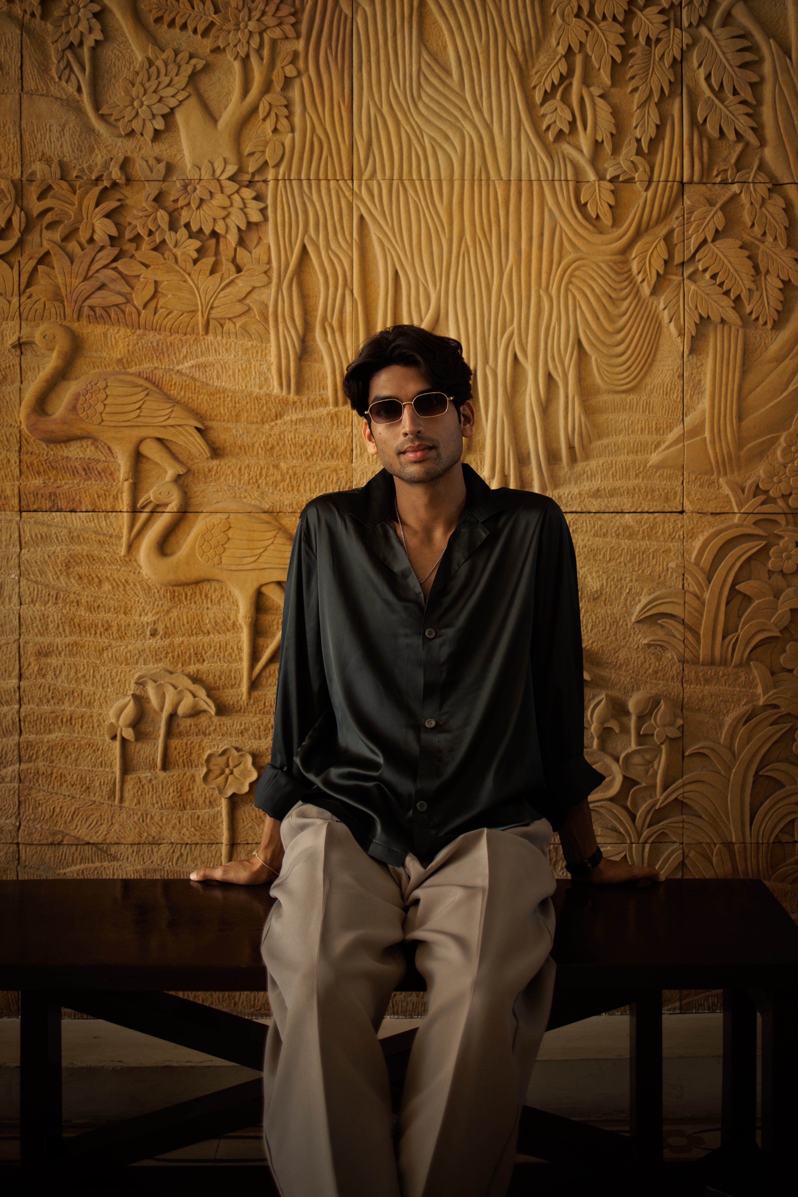Elegant Oversize Shirt – Luxe Minimalist Fit