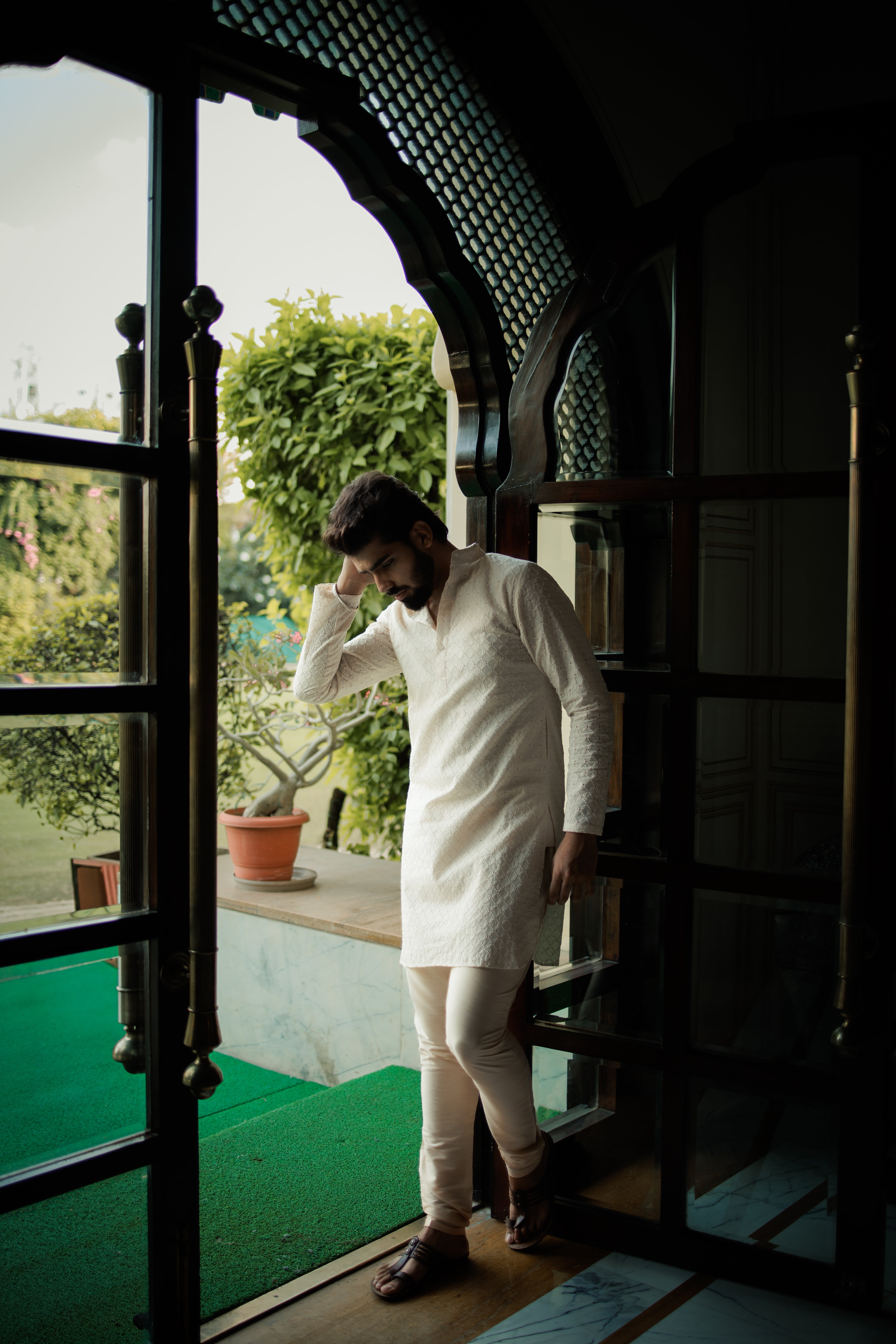 Elegant White Ganganagery Kurta
