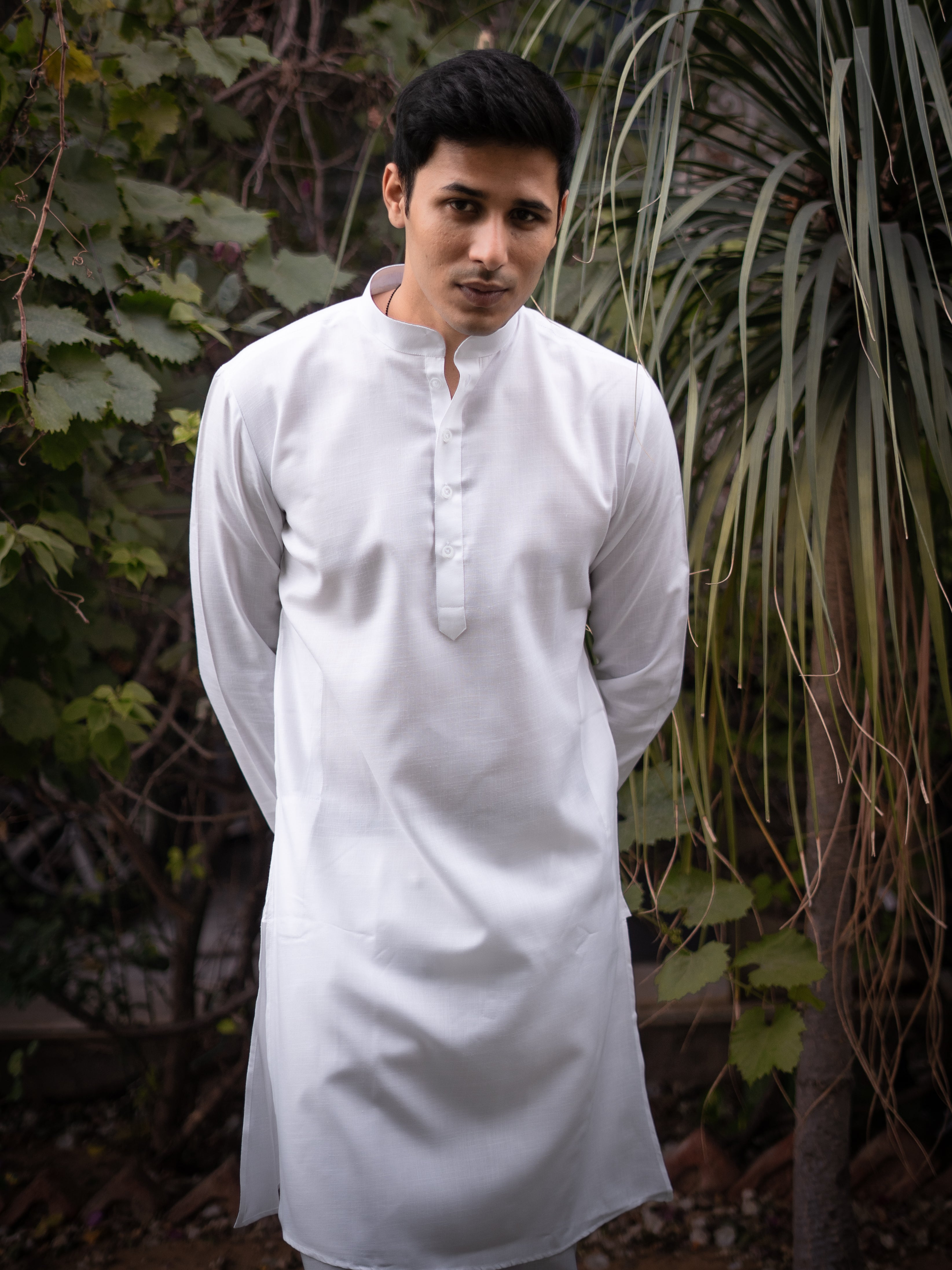 hitch Cotton White kurta Pyjama Set